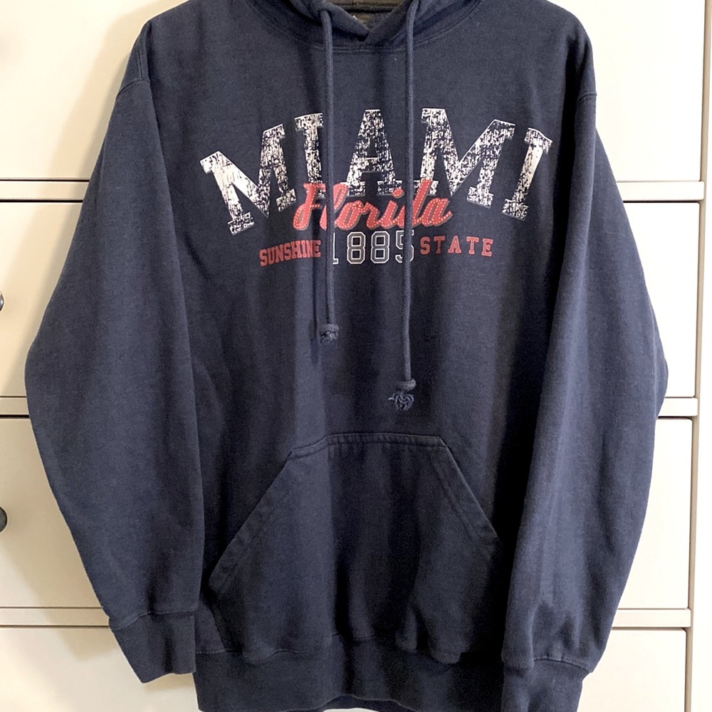 Point Sportswear | Men’s Miami Florida Hoodie | Size M